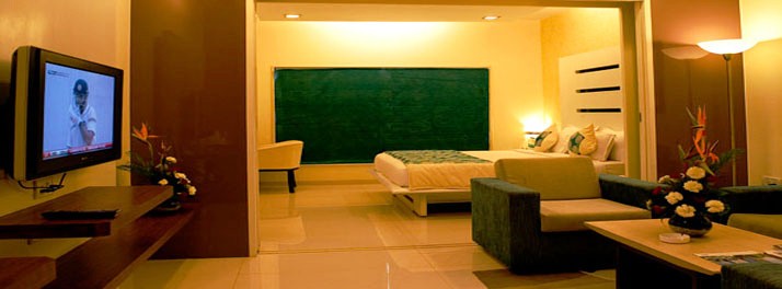 735/United-21 - Thane 07.jpg